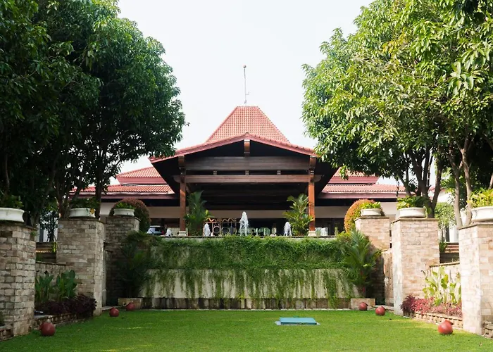 Lorin SoloHotel di Solo